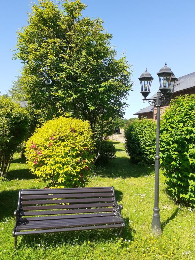 Les Gites Du Chateau De Maltot Saint-Ouen-du-Breuil Bagian luar foto